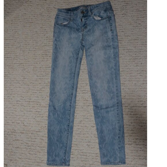 Light Blue Jeans with Floral Print - American Eagle - Picture 1 of 6